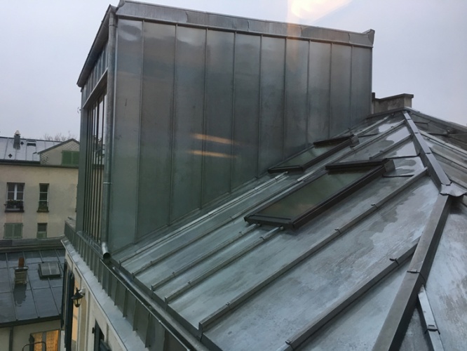 Surélévation d’un immeuble parisien