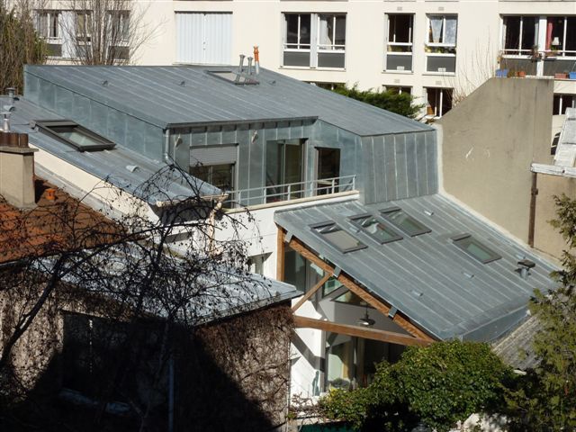 Surélévation d'une maison de ville, Paris XXe