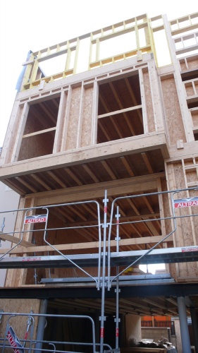 Construction d'une maison BBC : FACADE AR1.JPG