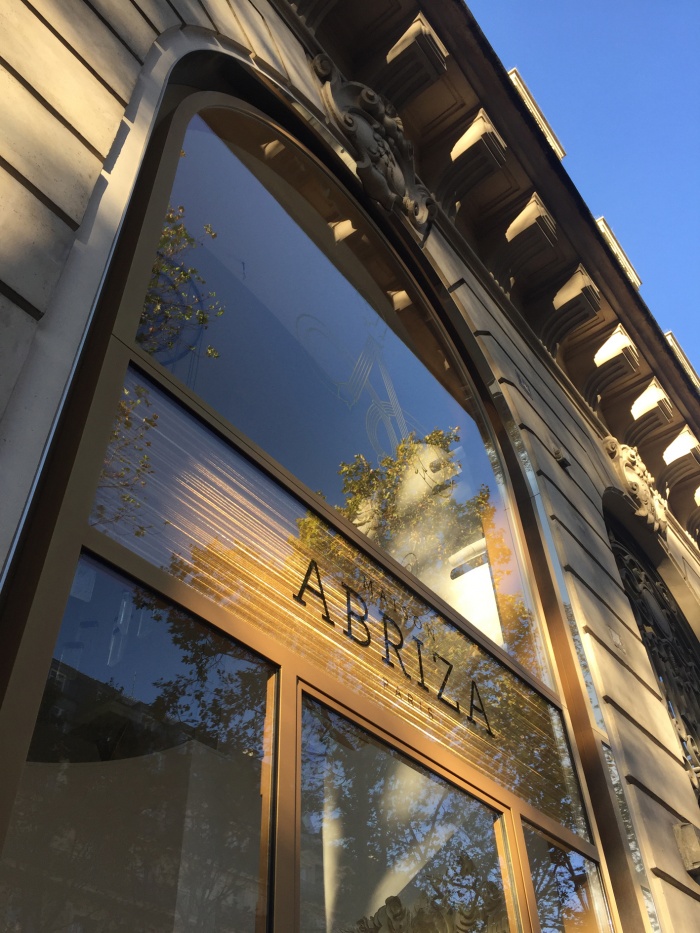 A09-FLAGSHIP BOUTIQUE PARFUMERIE